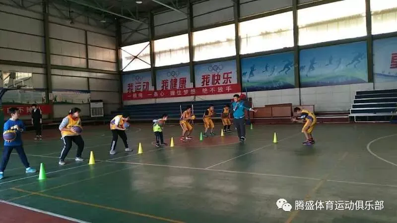 篮球模拟训练中的体能训练解决方案_2